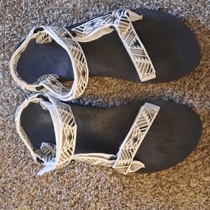 Womens size 9 Teva sandal